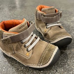 Stride Rite toddler boots
